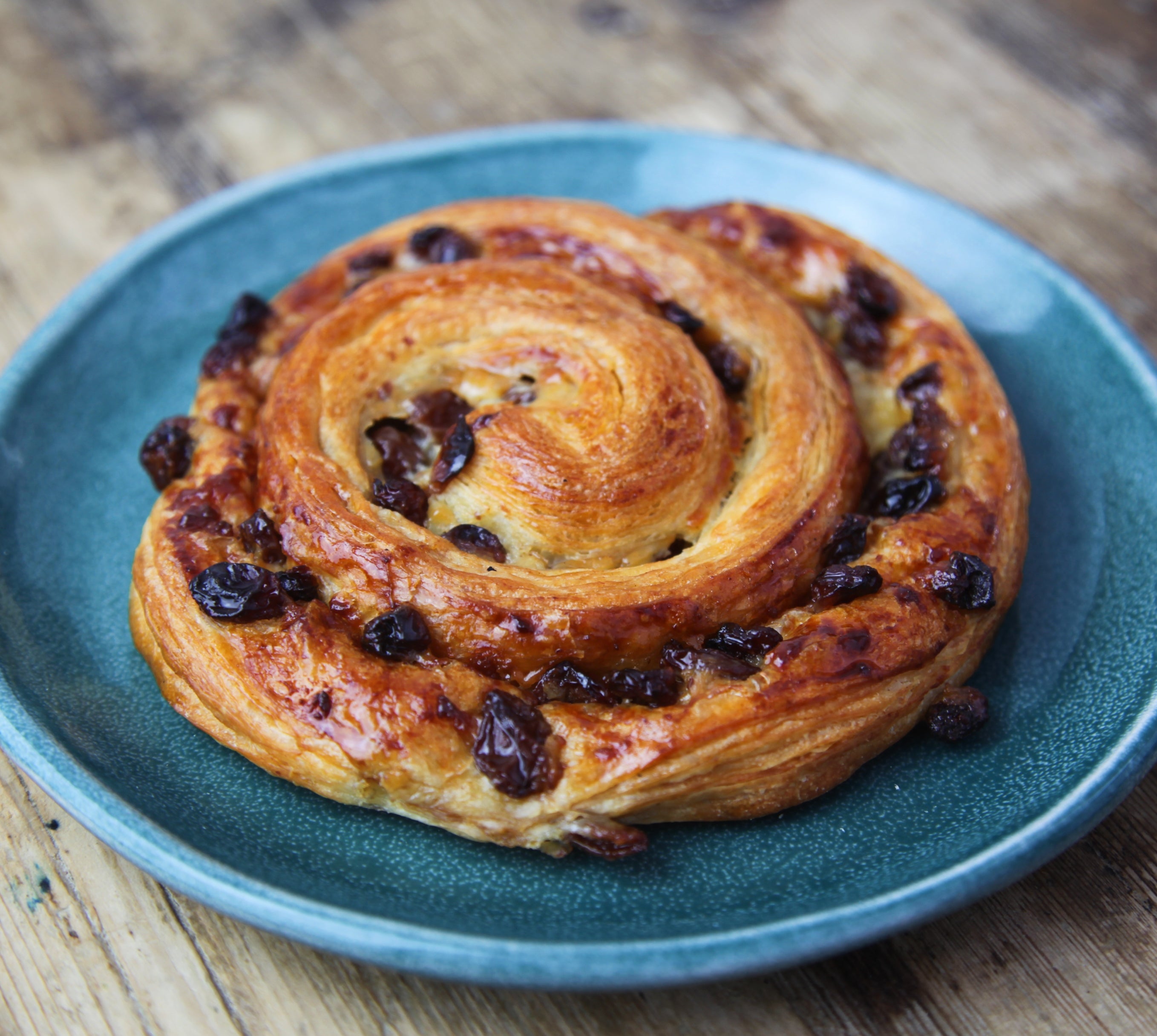 Pain Aux Raisins Fresh