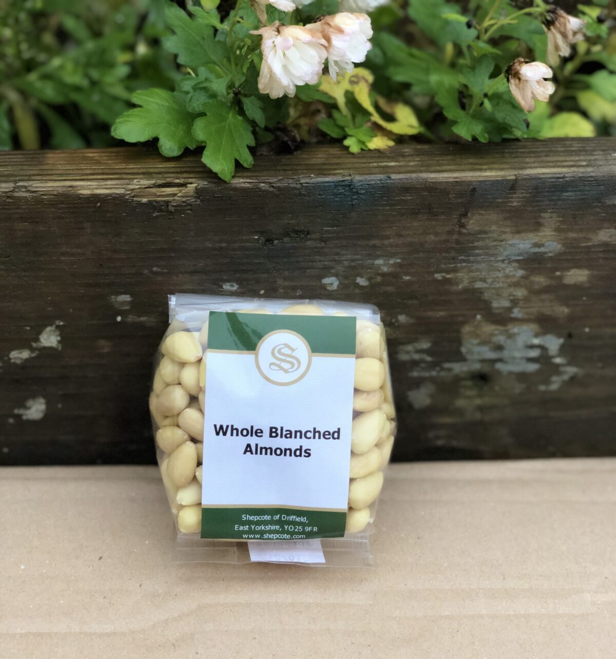 whole-blanched-almonds-160g